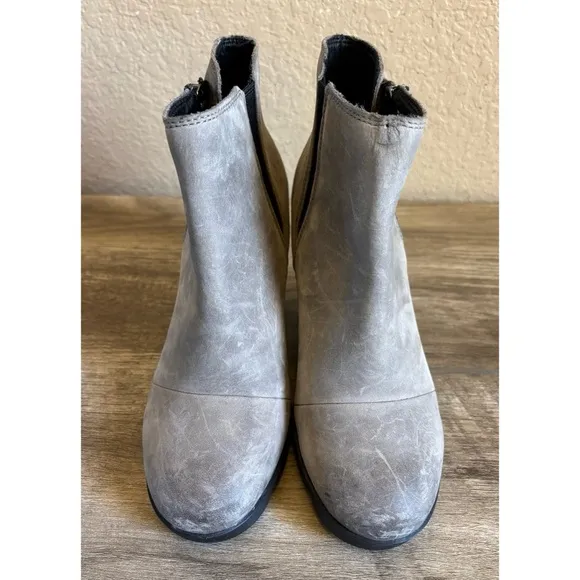 Sorel Joan Uptown Zip Bootie