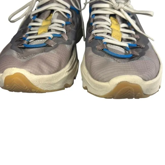 Sorel kinetic breakthru tech sneakers