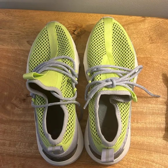 Sorel Kinetic Impact Lace Sneaker Women’s Neon Green
