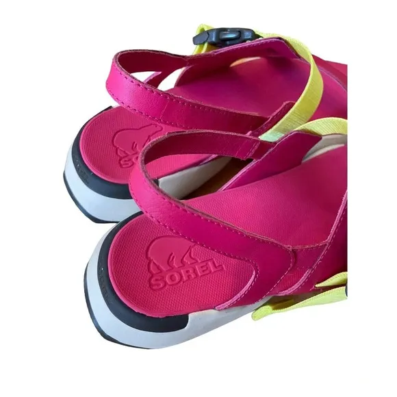 SOREL Kinetic Impact Sling Sandals in Bright Pink Size 9.5 Shoes