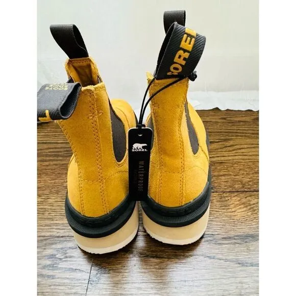 Sorel NWOT Hi Line Chelsea Ankle Boots