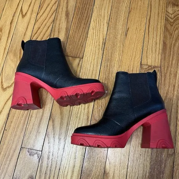 Sorel Women's Brex Heel Chelsea Boots in Black with Red Sole Size 6.5