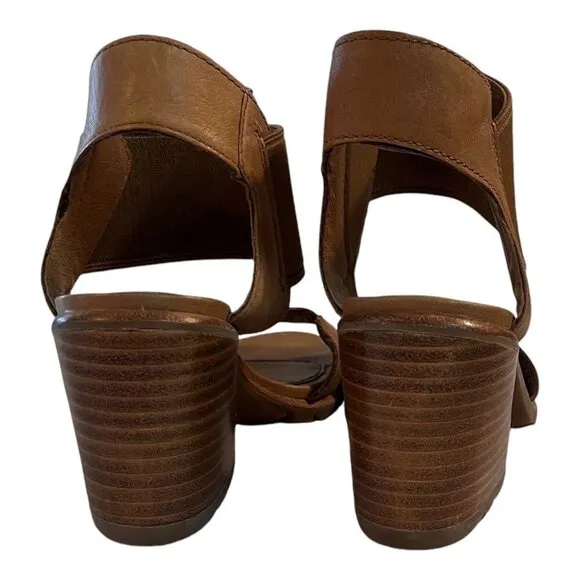 Sorel Womens Chunky Heel Sandals Size 5.5 Tan Leather &amp; Elastic Strap
