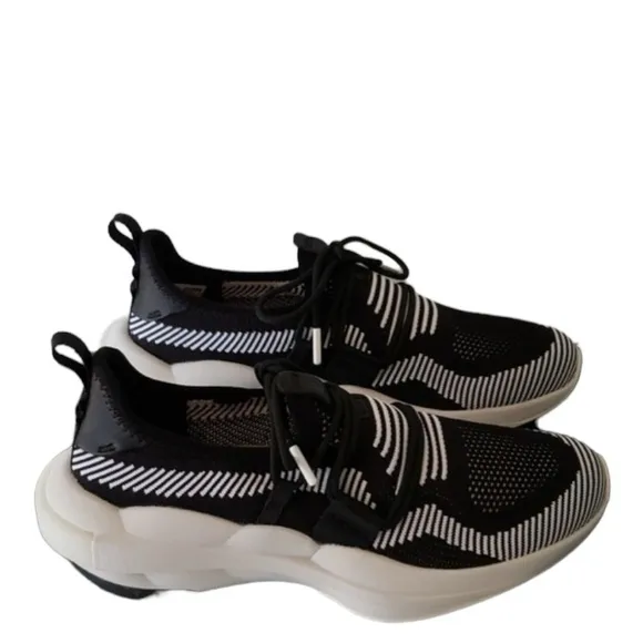 SOREL Women's EXPLORER DEFY Black and White Low Sneakers Size 10