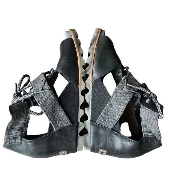 SOREL Women's Joanie Wedge Sandals Open Toe Laced Black Leather US size 9.5