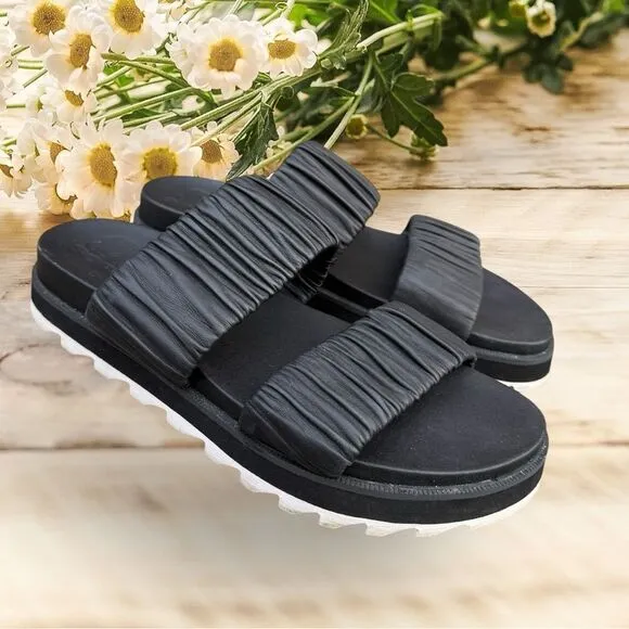 Sorel Women's Roaming Two Strap Slides Black Size 7.5 Leather Sandals