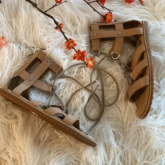 💞SOREL💞leather gorgeous sandals