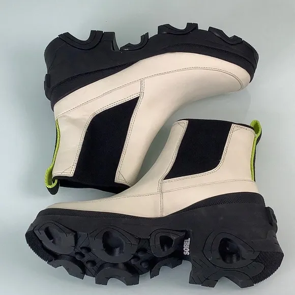 Sorrel Brex Leather Chelsea Chunky Track ankle boots size 6  NWOT
