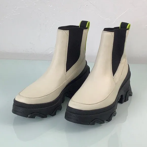 Sorrel Brex Leather Chelsea Chunky Track ankle boots size 6  NWOT