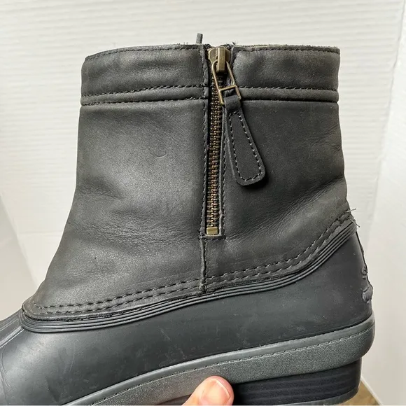 Sperry Black Gray Women’s Pull On Side Zip Side Lace Duck Boots Size 10