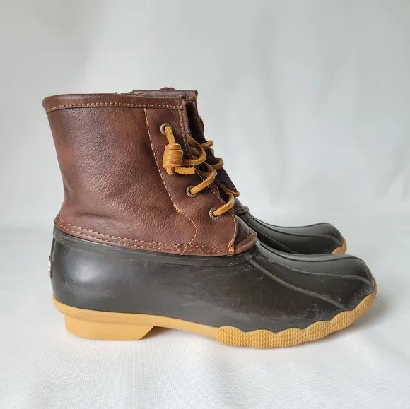 Sperry Top Sider Saltwater Insulated Boots Sz 4