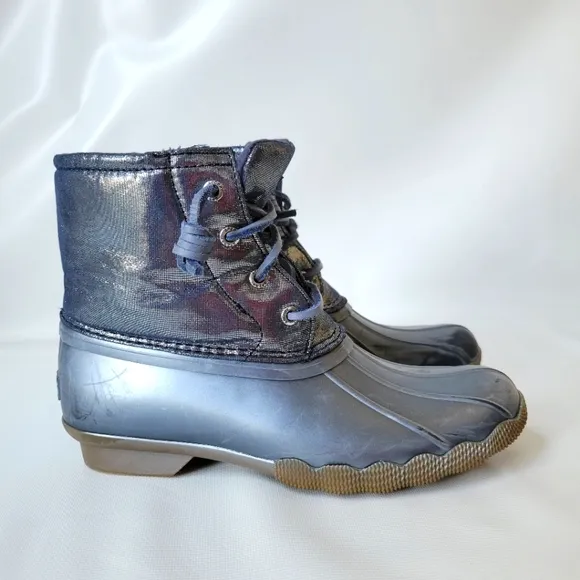 Sperry Top Sider Saltwater Waterproof Insulated Boots Shiny Girls Sz 3