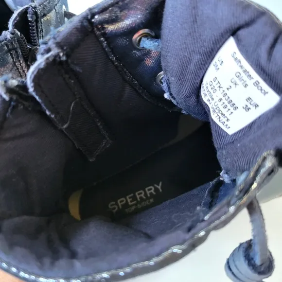 Sperry Top Sider Saltwater Waterproof Insulated Boots Shiny Girls Sz 3