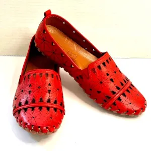 Spring Step Red Soft Leather Flexible Loafer Airy Design Artisan Stitched 9.5-10