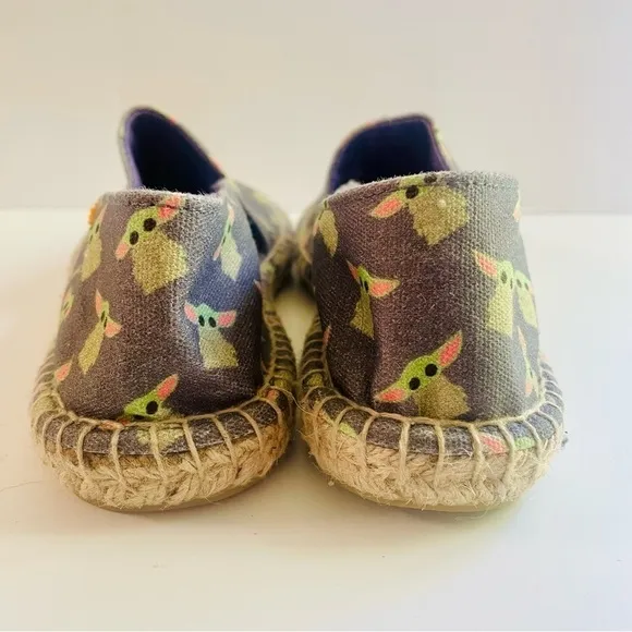 Star Wars Ubuntu Baby Yoda Grogu Slip On Loafers Size 9