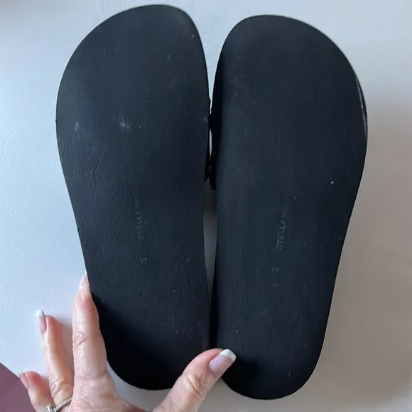 Stella McCartney black slides star design size 7