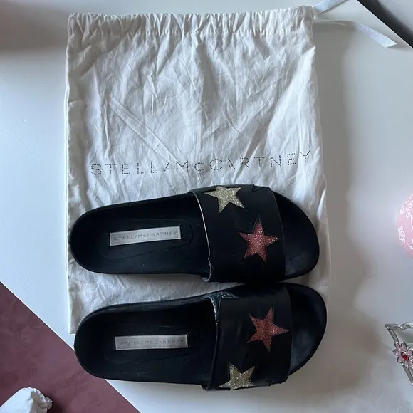Stella McCartney black slides star design size 7