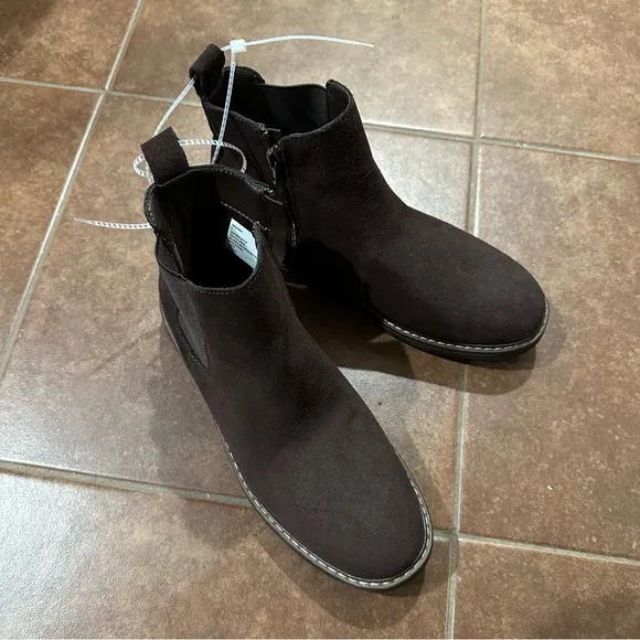 Steve Madden Ashher Oskar Brown Chelsea Boots