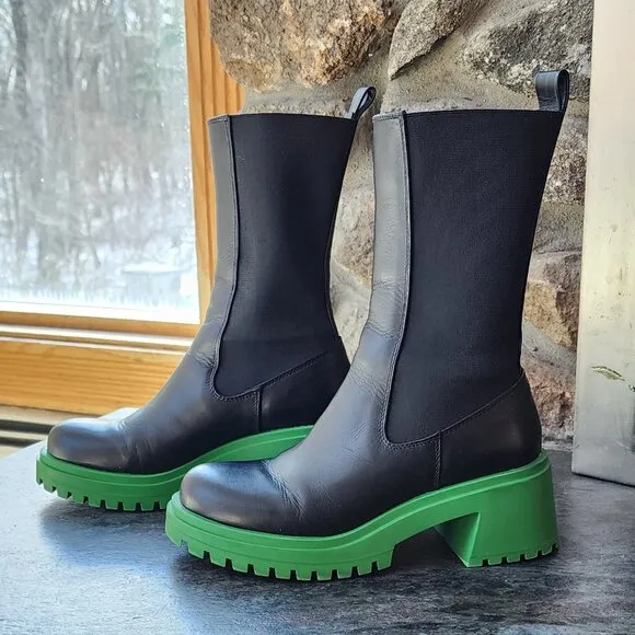 Steve Madden Chelsea Hesitant Black/Green Pull On Mid Calf Moto Boots Size 5.5