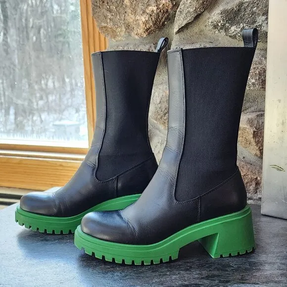 Steve Madden Chelsea Hesitant Black/Green Pull On Mid Calf Moto Boots Size 5.5