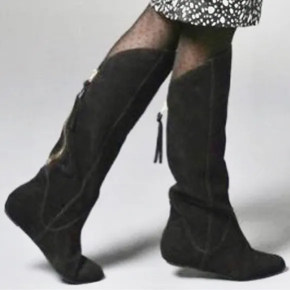 Steve Madden l 8 Limberr Suede Leather Exposed Back Zipper Knee High Flats Boots