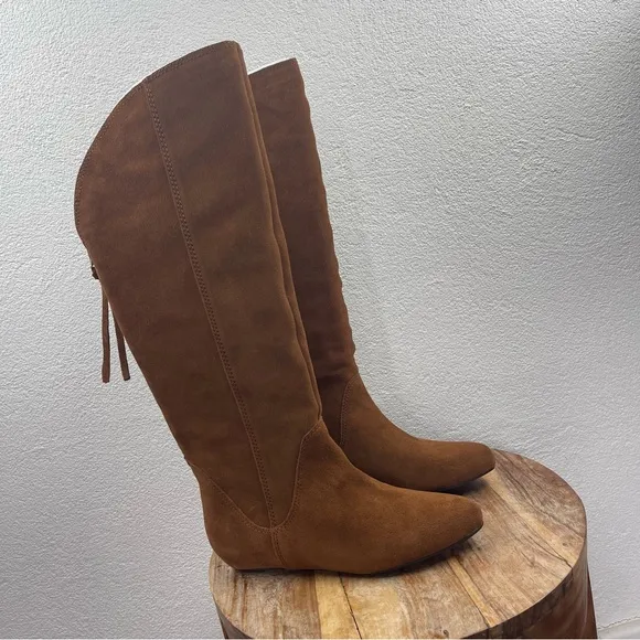 Steve Madden l 8 Limberr Suede Leather Exposed Back Zipper Knee High Flats Boots