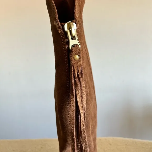 Steve Madden l 8.5 Suede Leather Exposed Back Zipper Knee High Flats Boots