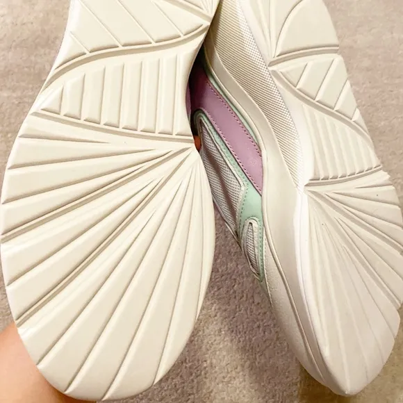 STEVE MADDEN Leather Platform Sneakers