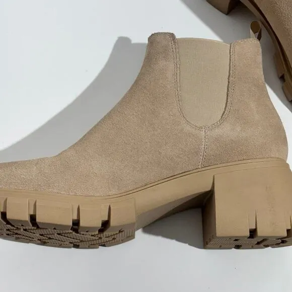 Steve Madden Sand Howler Chelsea Lug Sole Block Heel Ankle Boots Size 8.5