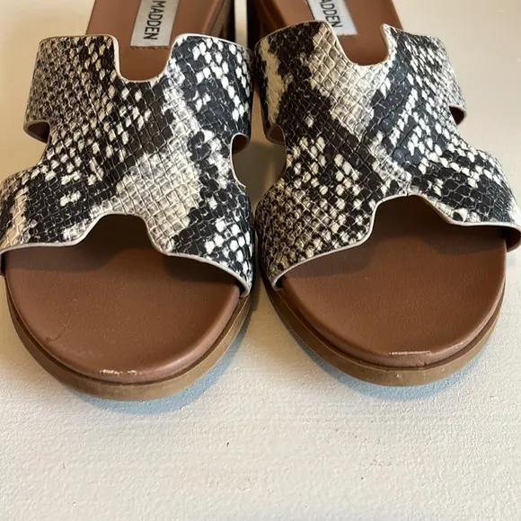 Steve Madden Snakeskin Kelsie Heeled Sandals Size 7