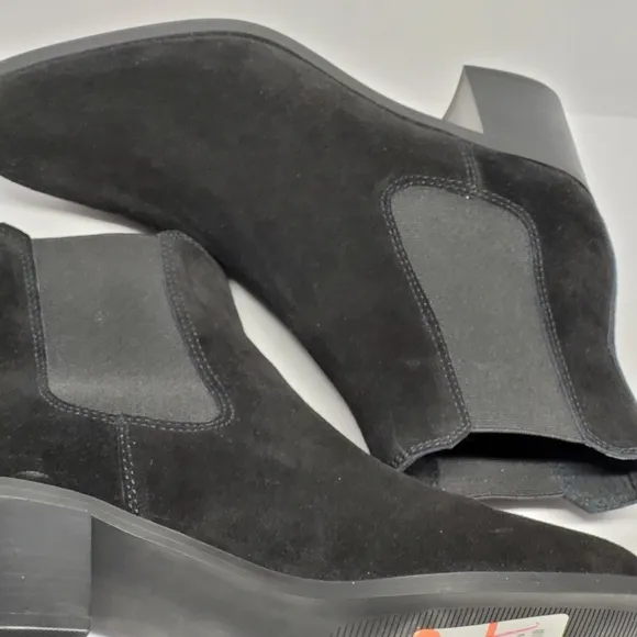 Steve Madden Suede Rhiannon Chelsea Boot