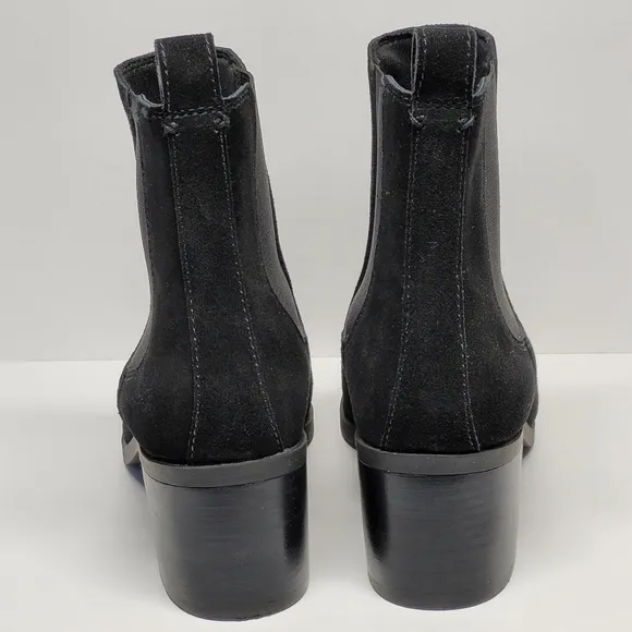 Steve Madden Suede Rhiannon Chelsea Boot