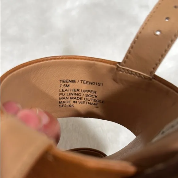 Steve Madden Teenie Flatform Wedge Sandals In Cognac Leather