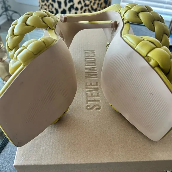 Steve Madden Women's Kenley Citron Sandals - Size 10 NWT