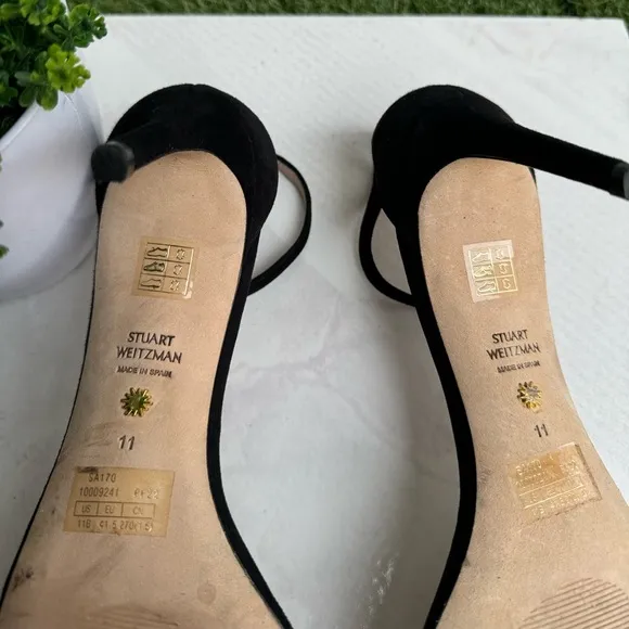STUART WEITZMAN AMELINA SUEDE SANDAL BLACK NUDIST size 11 85mm $450