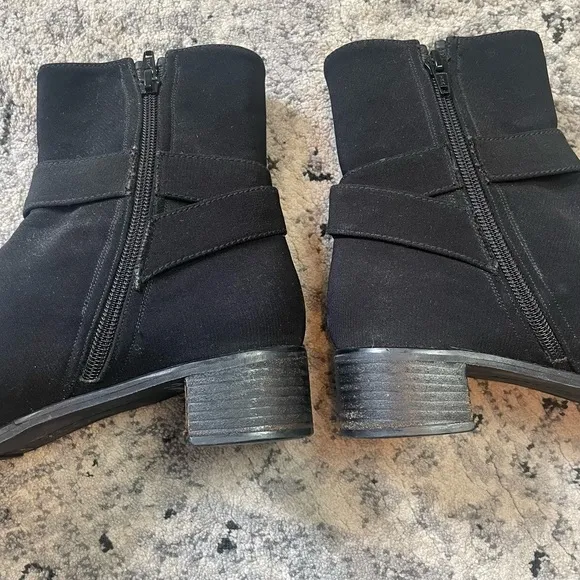 STUART WEITZMAN Black Nylon Chelsea Boots Size 8.5 NARROW