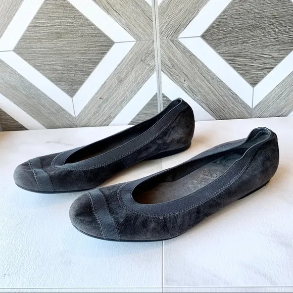 Stuart weitzman charcoal black ballet suede flats
