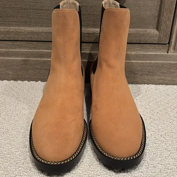 Stuart Weitzman Chelsea boots