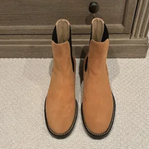 Stuart Weitzman Chelsea boots