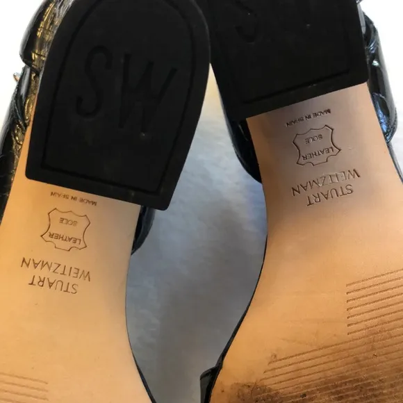 Stuart Weitzman Chunky Black Embossed Sandals. Size 7.5.