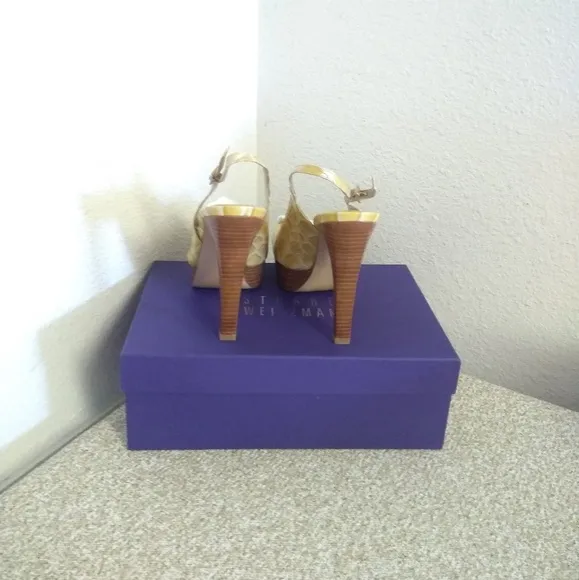 Stuart Weitzman Embossed Leather Sandals