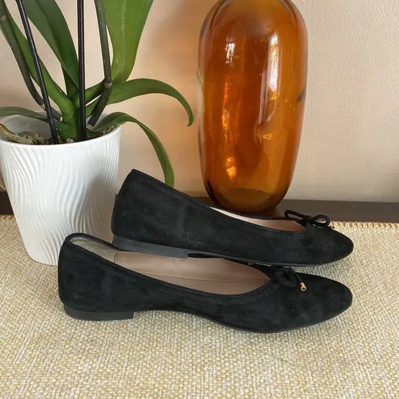 Stuart Weitzman-  Gabby Suede Bow Ballet Black Flats