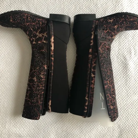 Stuart Weitzman Girls' Boots with Crystals