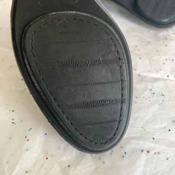 Stuart Weitzman Gray Suede Gunmetal Studded Ballet Flats Elastic Hold - Size 9.5