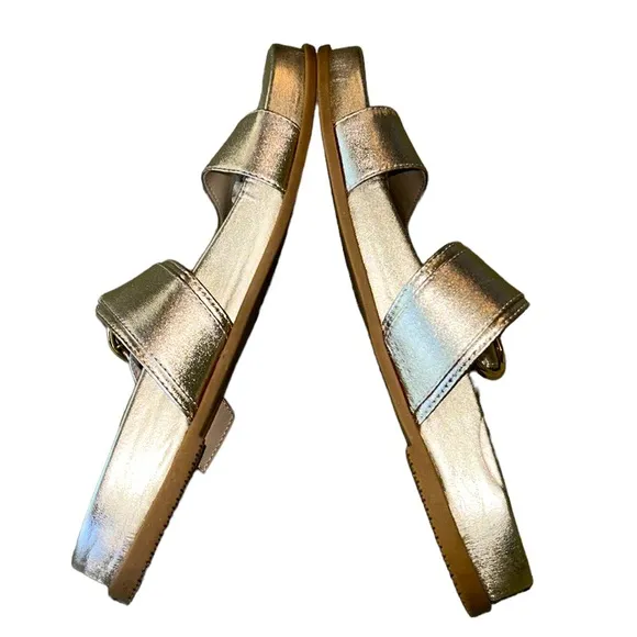 Stuart Weitzman Joni Metallic Gold Leather Slides Sandals - 6