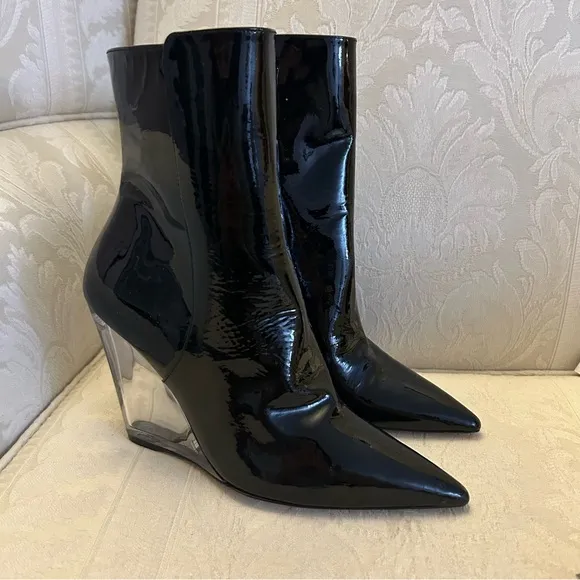 Stuart Weitzman lucite 100 patent leather ankle boots clear wedge heel