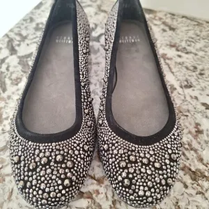 Stuart Weitzman metallic studded black suede flats size 7.5