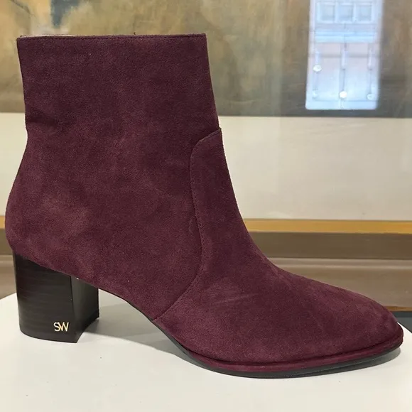 🌹STUART WEITZMAN🌹 Rylan Leather Ankle Boots Cabernet Size: 5.5B