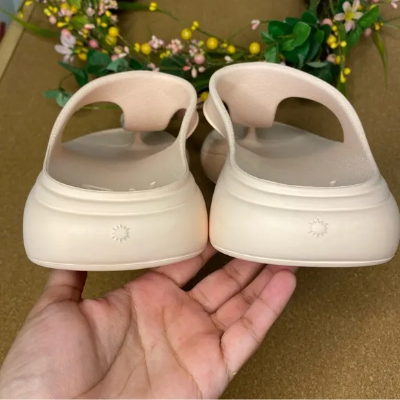Stuart Weitzman Slide Sandals Chunky Stuflex T Strap Size 6