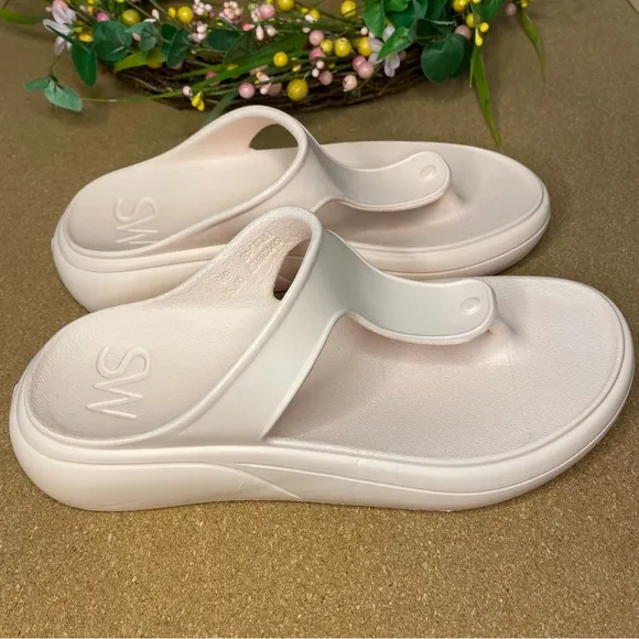 Stuart Weitzman Slide Sandals Chunky Stuflex T Strap Size 6